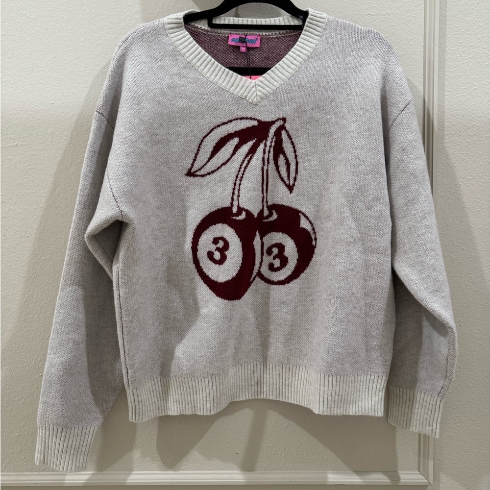 NWT Edikted gray oversized V-Neck Sweater with Maroon Cherry Graphic size XL